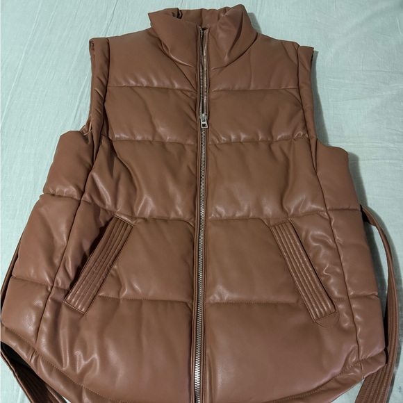 Super stylish vest - Picture 2 of 2